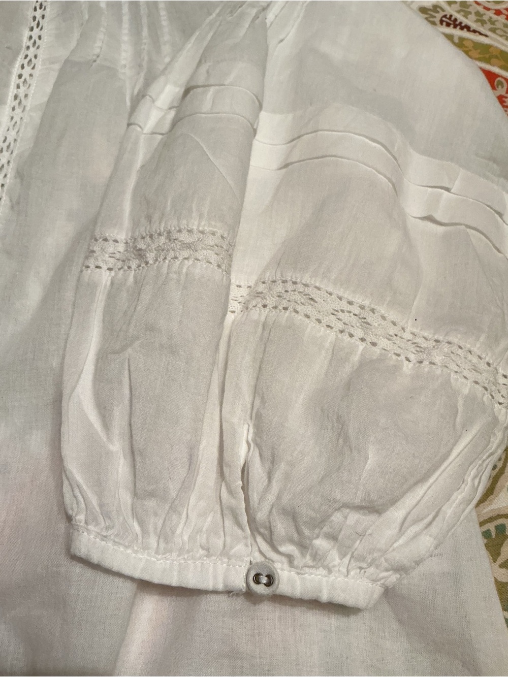 Velvet by Graham & Spencer Pia Blouse White Eyelet Lace V-Neck Boho Top, S - Picture 8 of 14
